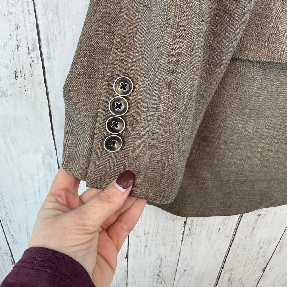 NWOT J. Hilburn Brown Mohair/Silk Herringbone Tollegno 1900 Blazer Size 47R - Picture 3 of 16